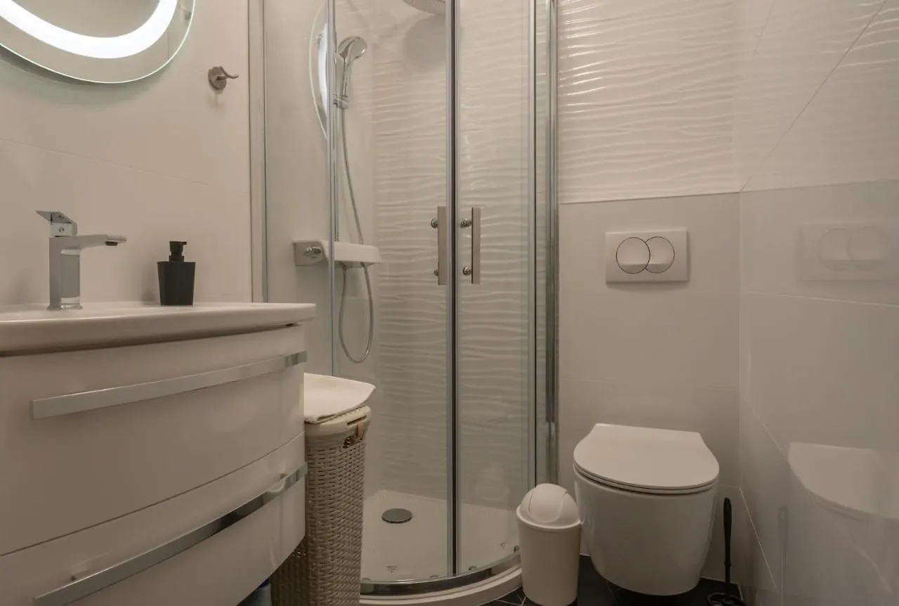 Apartment Fiorella Pula