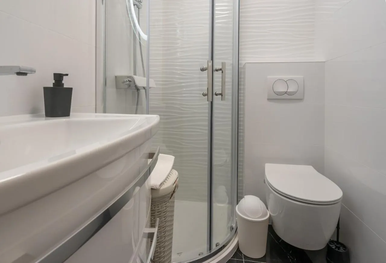 Apartment Fiorella Pula